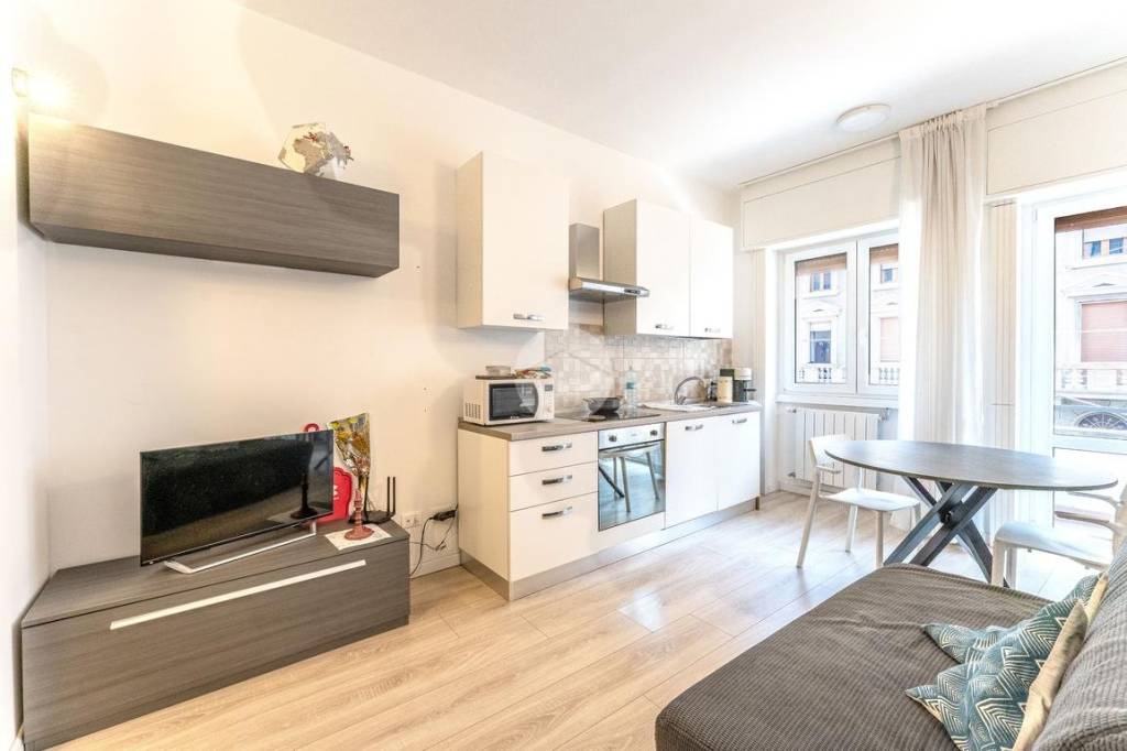 appartamento in vendita a Milano in zona Porta Garibaldi