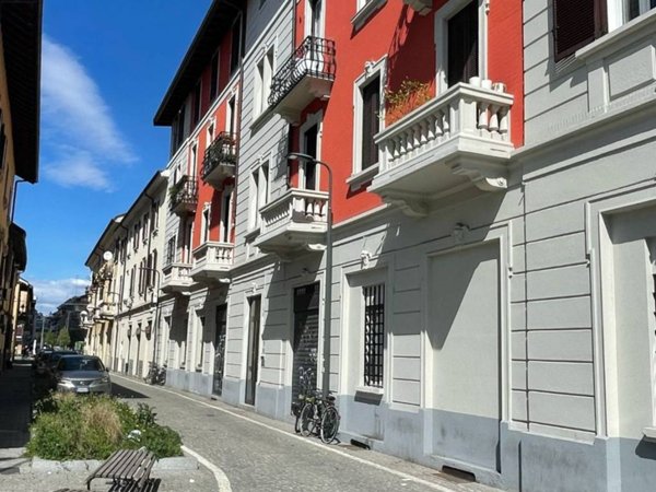 appartamento in vendita a Milano in zona Corvetto