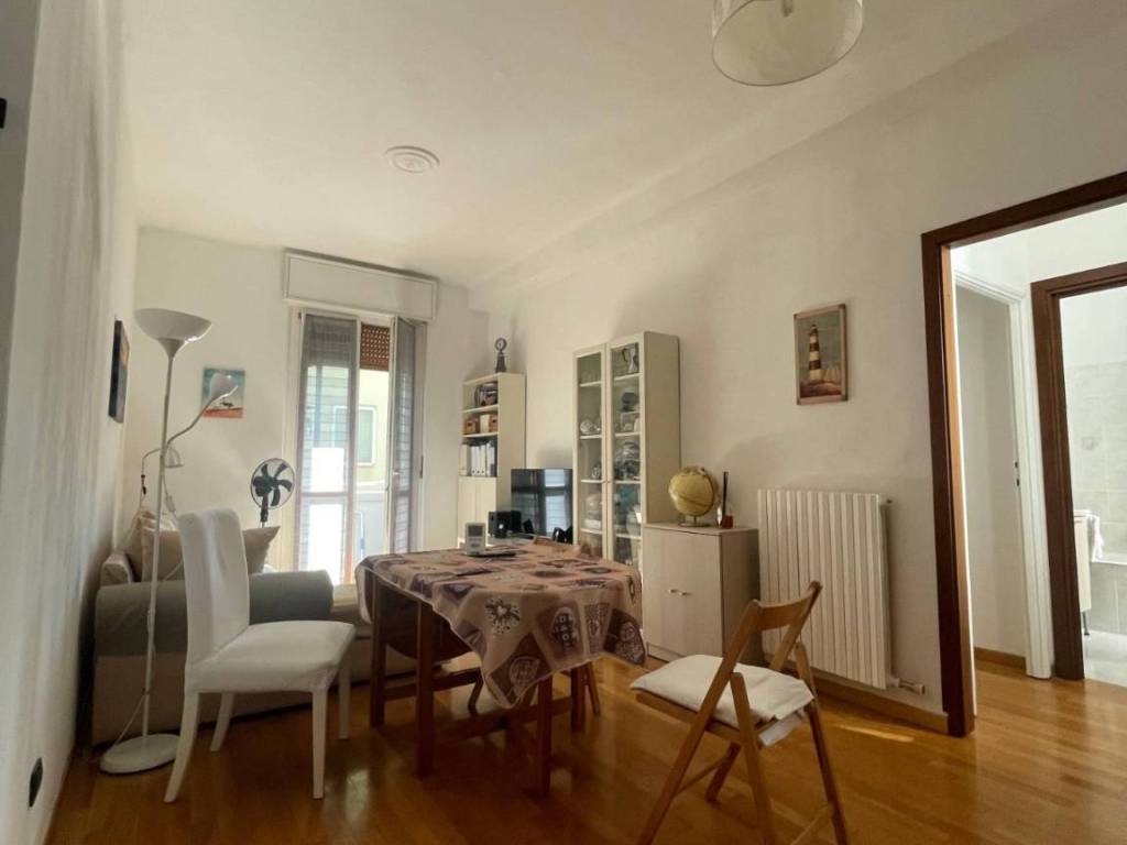 appartamento in vendita a Milano in zona Cagnola