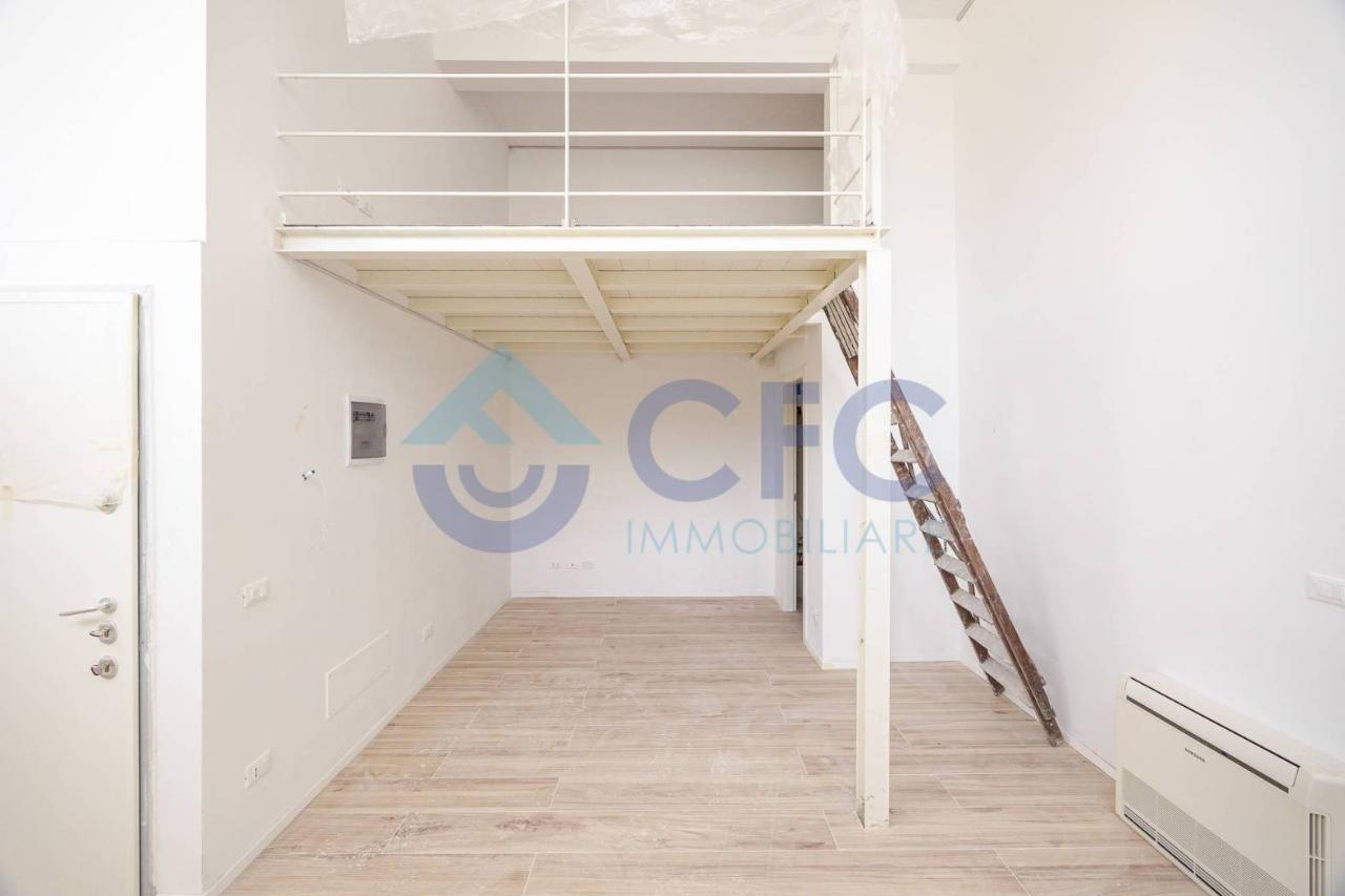 appartamento in vendita a Milano in zona Morivione