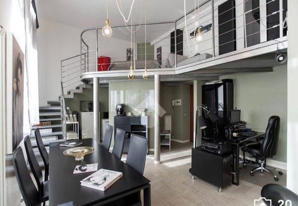 loft in vendita a Milano in zona Isola