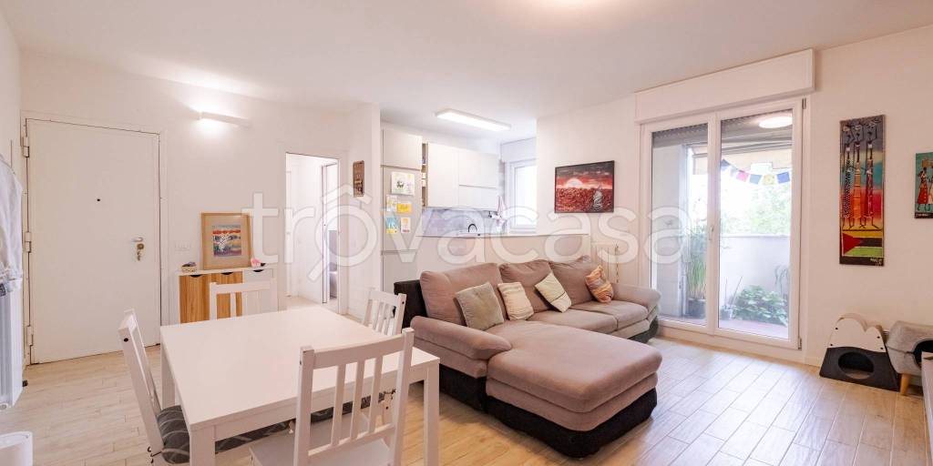 appartamento in vendita a Milano in zona Gallaratese