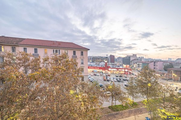 appartamento in vendita a Milano in zona Corvetto