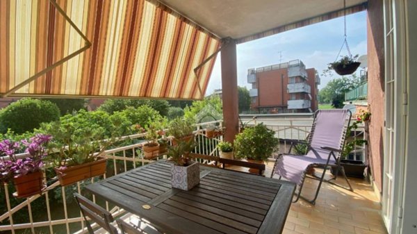 appartamento in vendita a Milano in zona Baggio