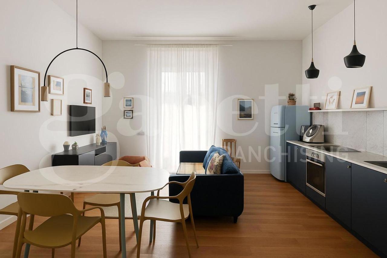 appartamento in vendita a Milano in zona Famagosta
