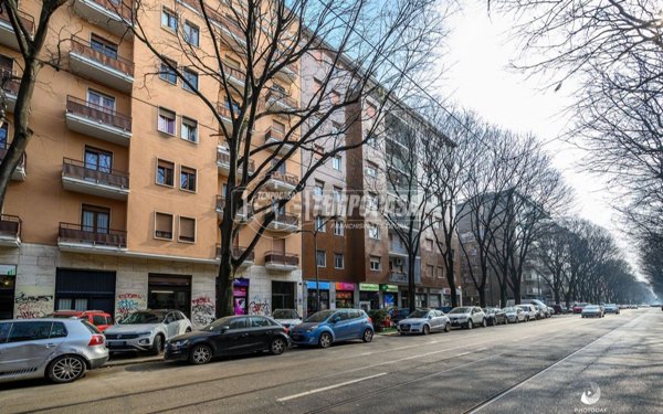 appartamento in vendita a Milano in zona Casoretto