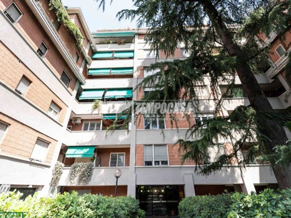 appartamento in vendita a Milano in zona Gorla