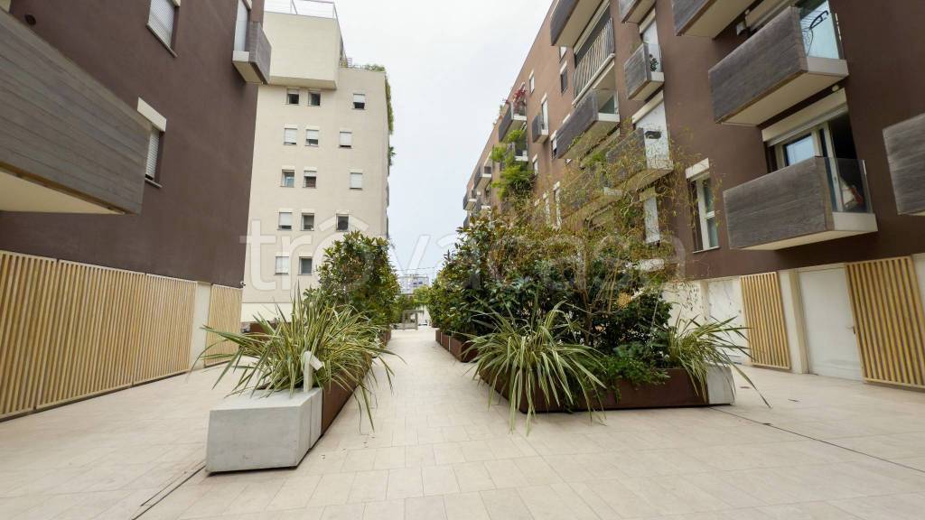 appartamento in vendita a Milano in zona Ortica