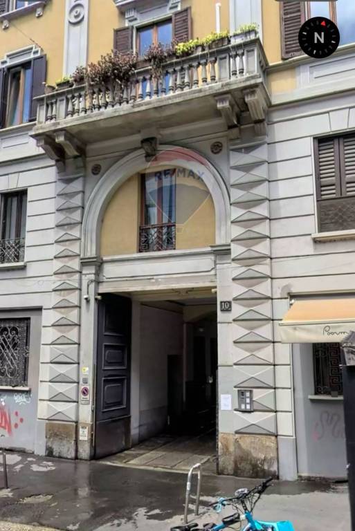 appartamento in vendita a Milano in zona Porta Genova