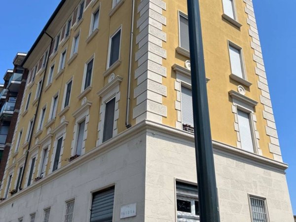 appartamento in vendita a Milano in zona Crescenzago