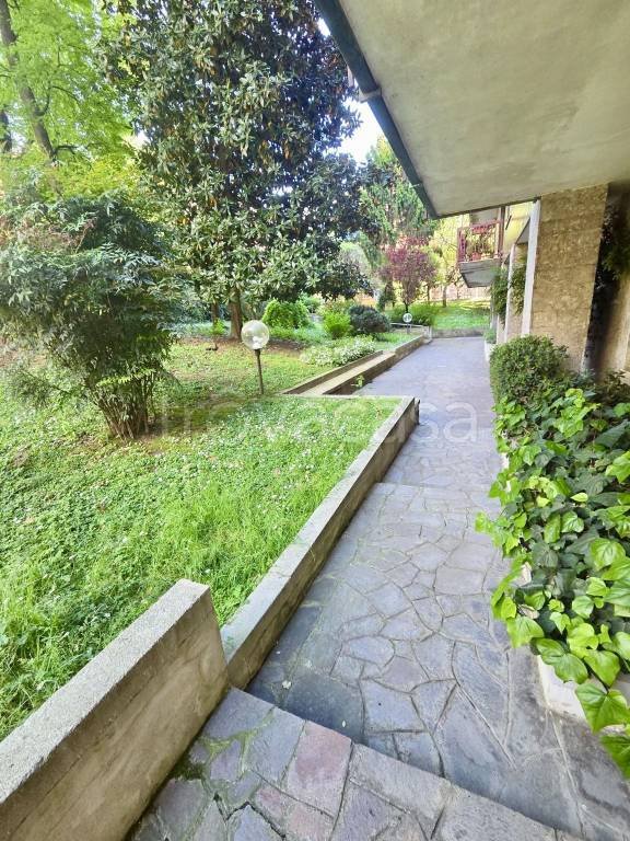 appartamento in vendita a Milano in zona San Siro