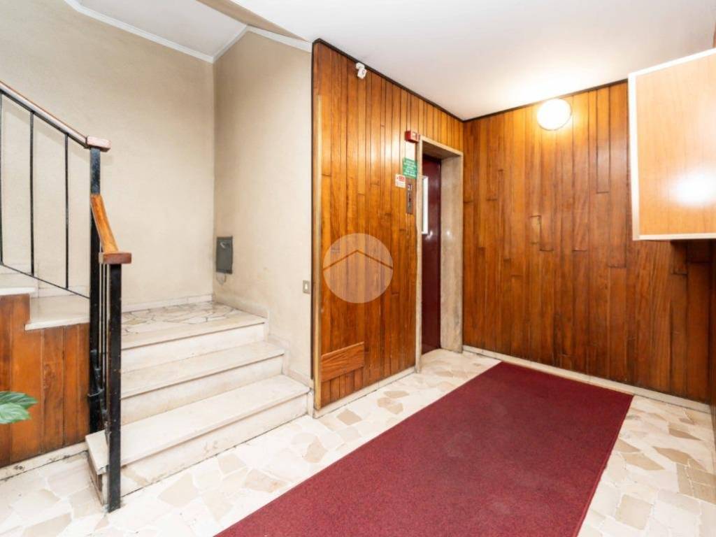 appartamento in vendita a Milano in zona Corvetto