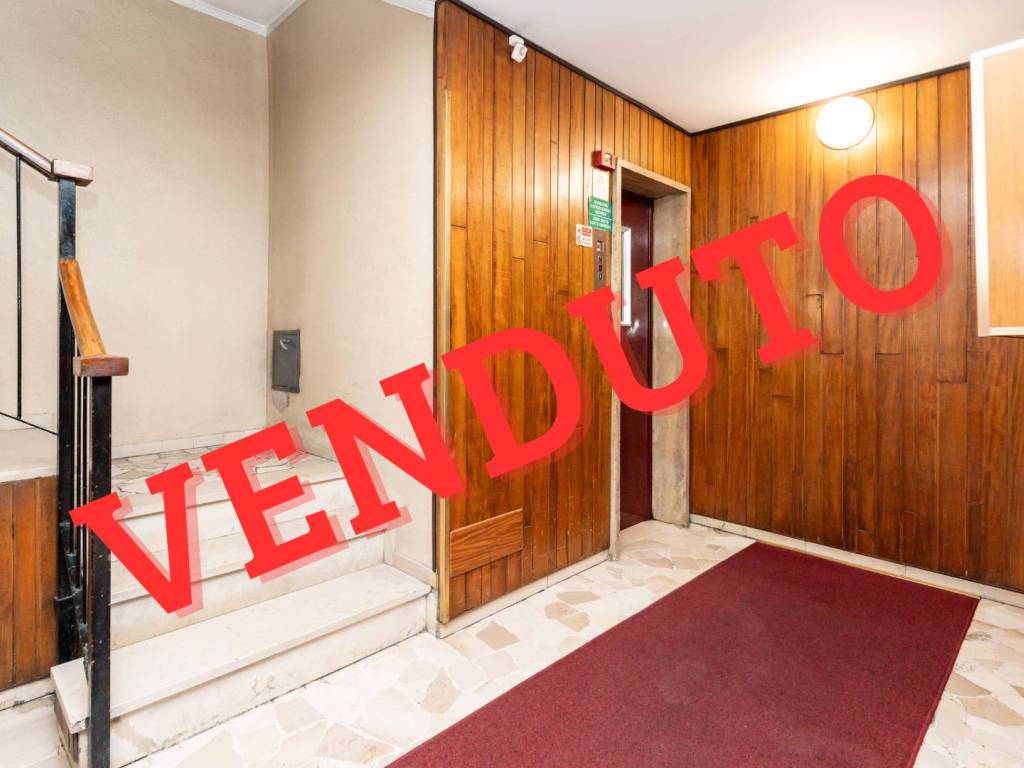 appartamento in vendita a Milano in zona Rogoredo