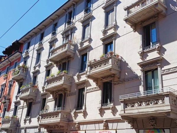 appartamento in vendita a Milano in zona Loreto