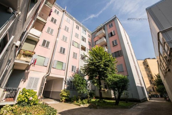 appartamento in vendita a Milano in zona Porta Vittoria