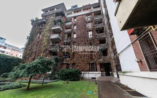 appartamento in vendita a Milano in zona Città Studi