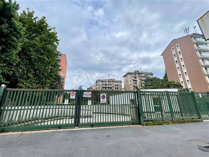 negozio in vendita a Milano