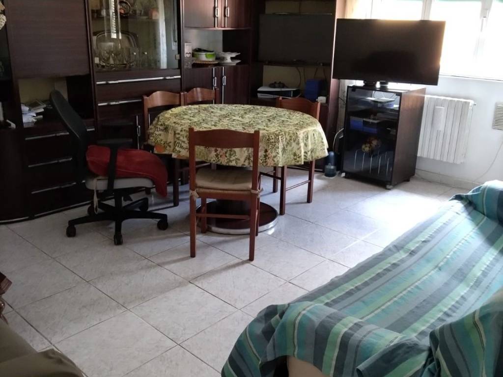 appartamento in vendita a Milano in zona Dergano
