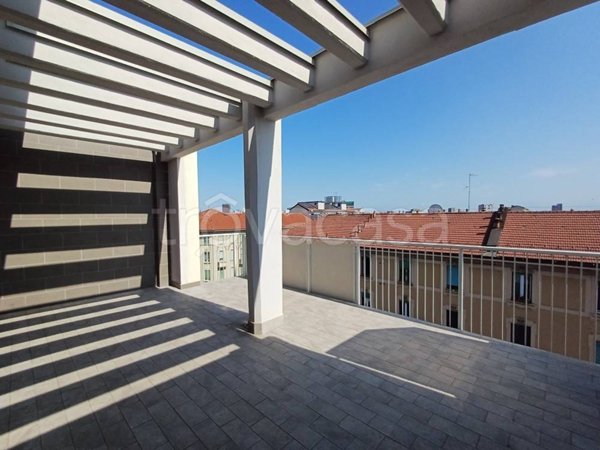 appartamento in vendita a Milano in zona Isola