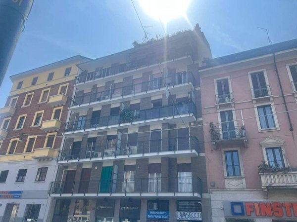appartamento in vendita a Milano in zona Casoretto