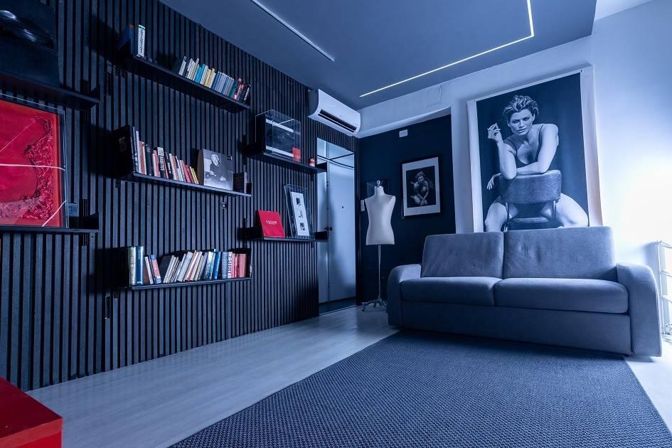 appartamento in vendita a Milano in zona Cagnola
