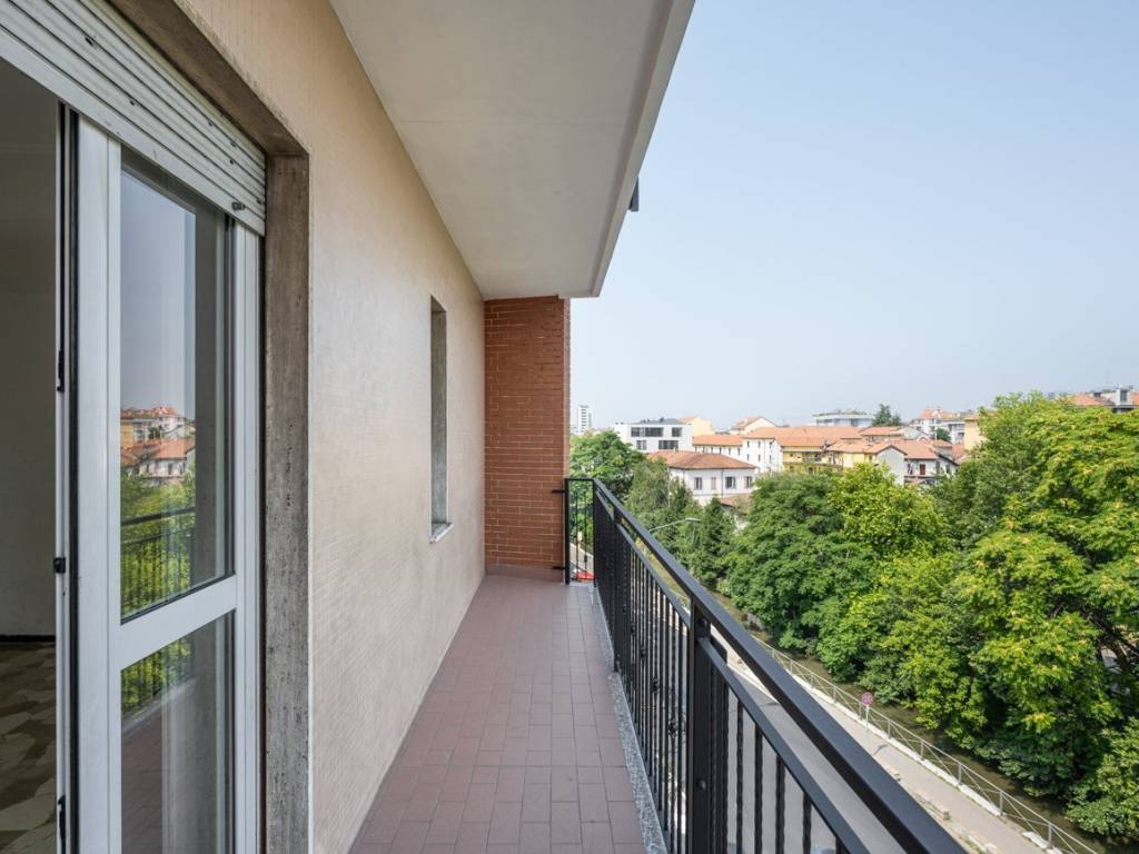appartamento in vendita a Milano in zona Crescenzago