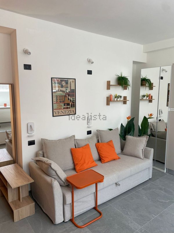 appartamento in vendita a Milano in zona Affori