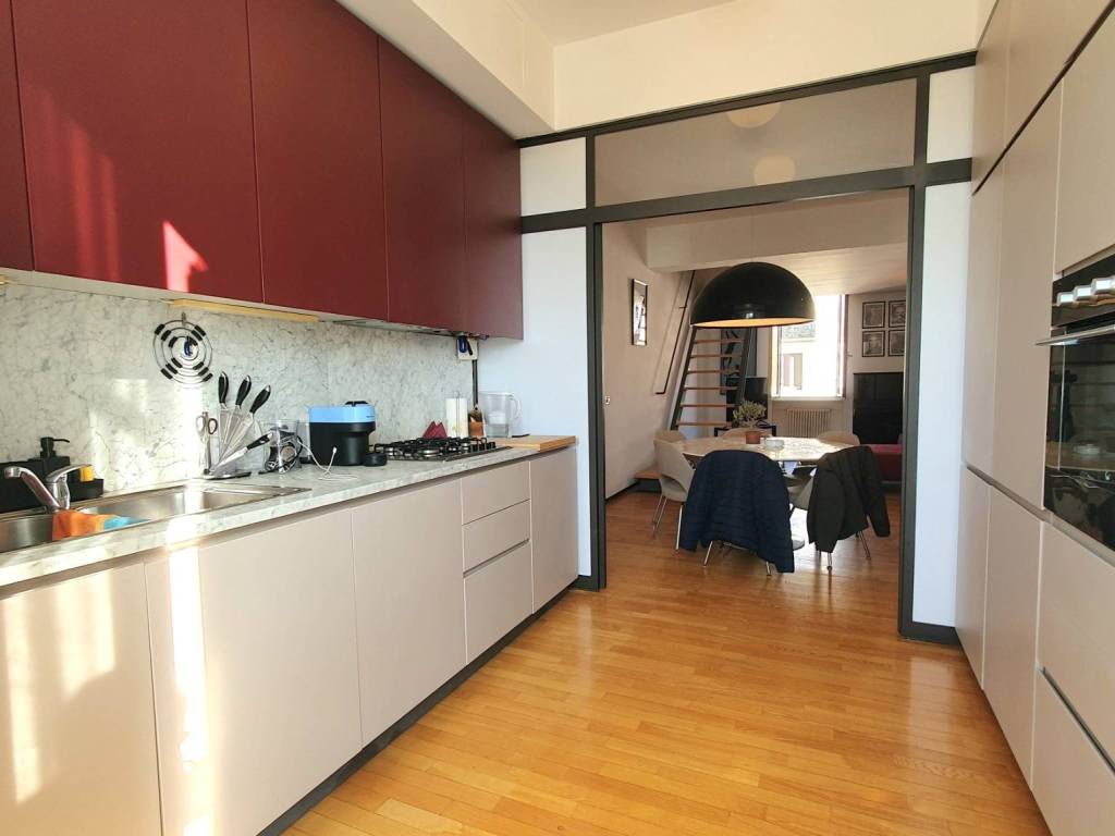 appartamento in vendita a Milano in zona Porta Romana