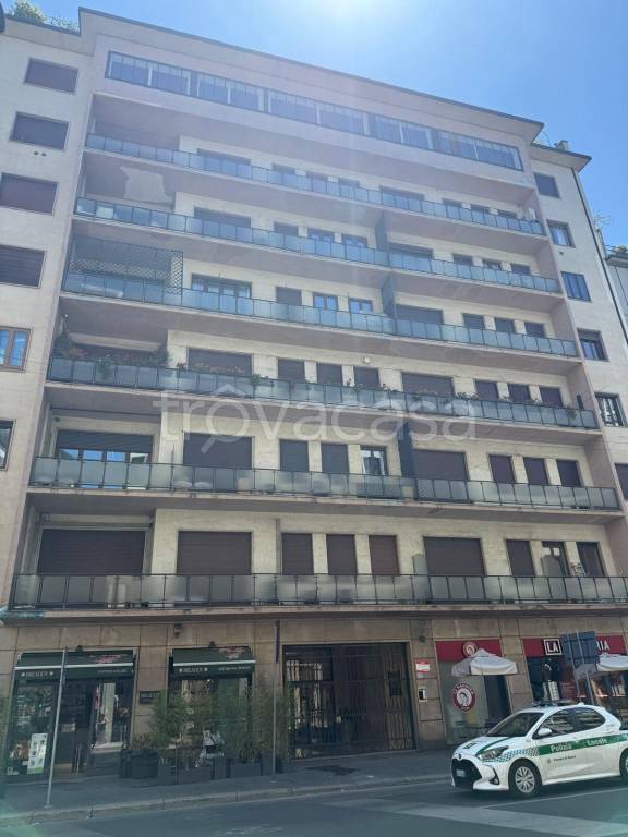appartamento in vendita a Milano in zona Guastalla