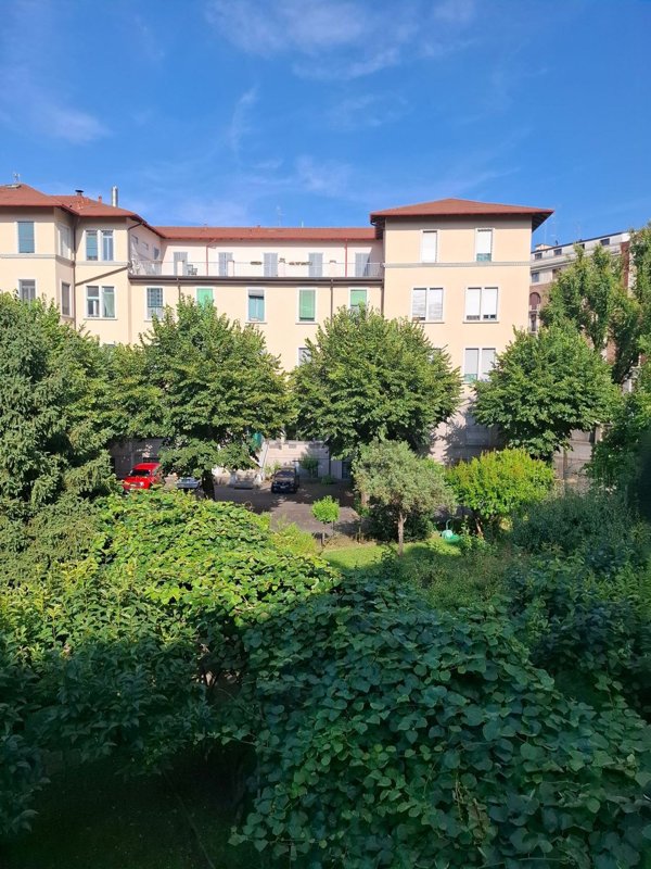 appartamento in vendita a Milano in zona Solari