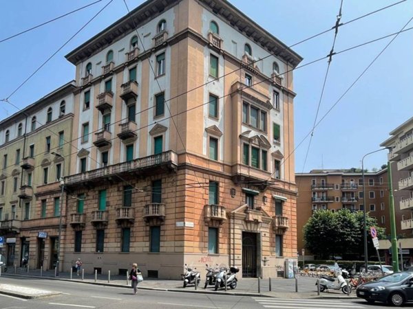appartamento in vendita a Milano in zona Porta Vittoria