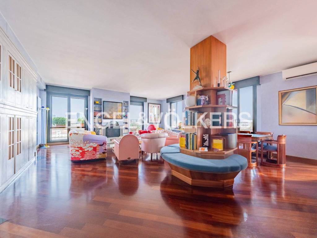 appartamento in vendita a Milano in zona Stazione Centrale