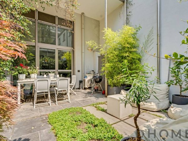 appartamento in vendita a Milano in zona Barona