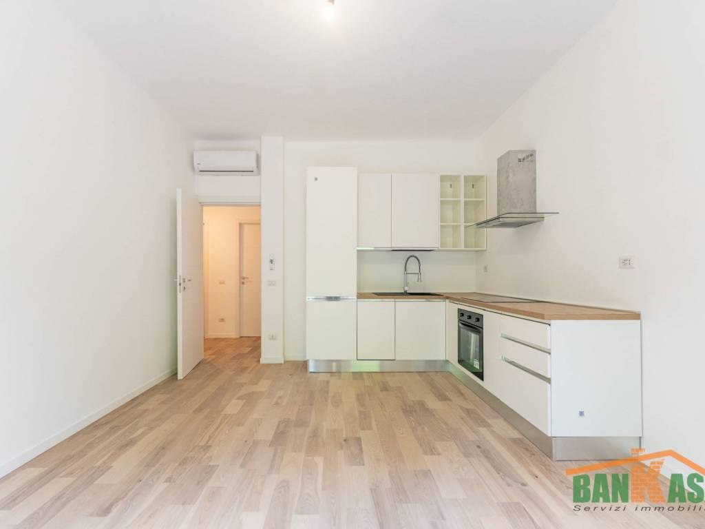 appartamento in vendita a Milano in zona Isola