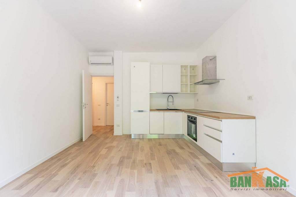 appartamento in vendita a Milano in zona Porta Garibaldi