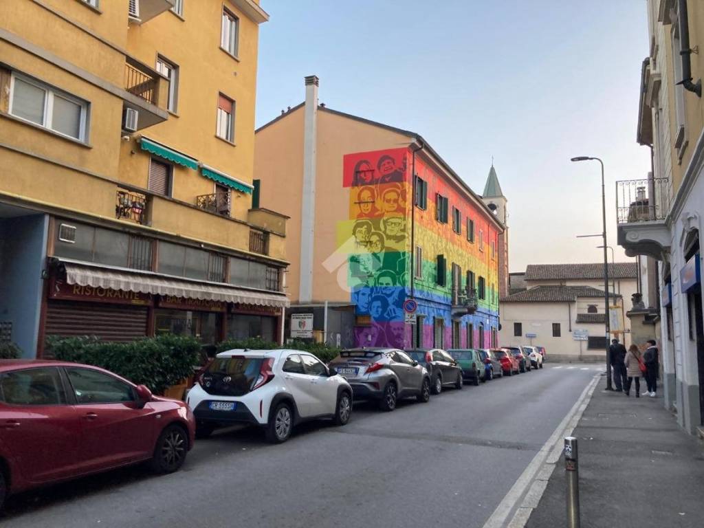appartamento in vendita a Milano in zona Lambrate
