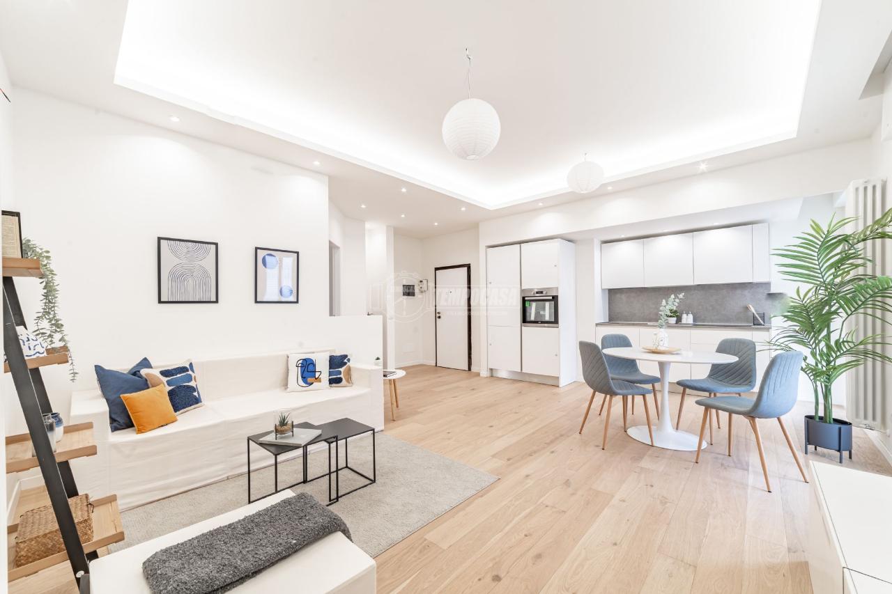 appartamento in vendita a Milano in zona Lorenteggio