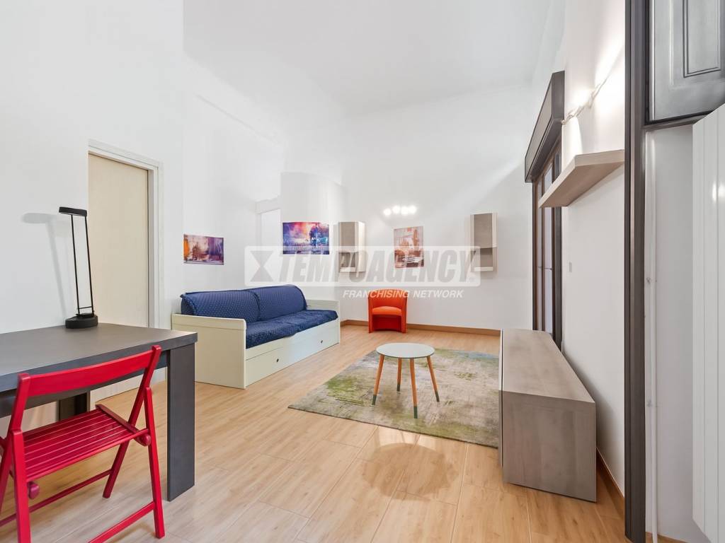 appartamento in vendita a Milano in zona Città Studi