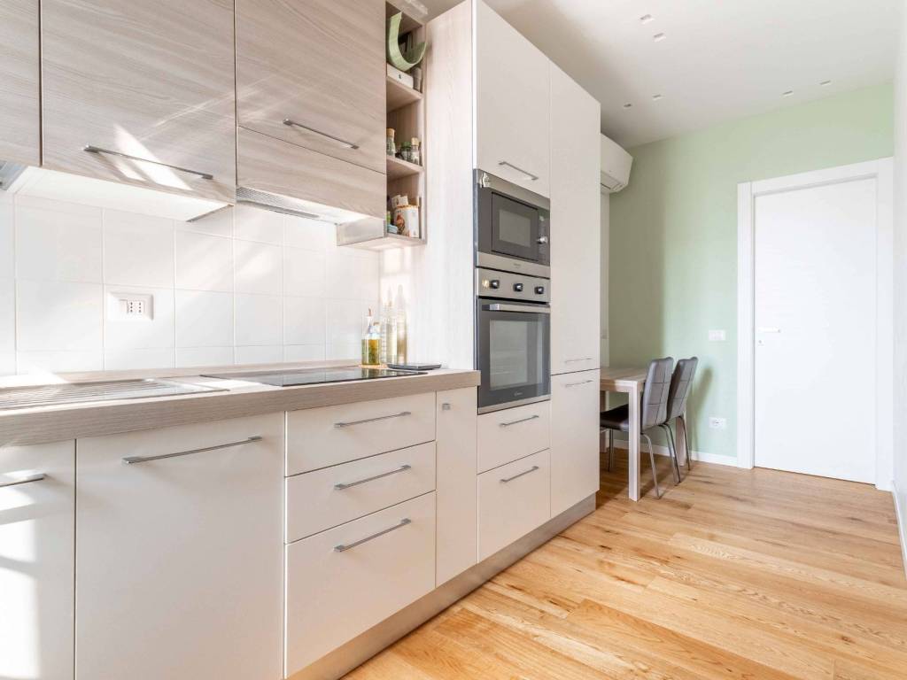 appartamento in vendita a Milano in zona Chiesa Rossa