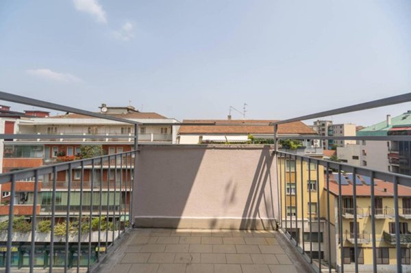 appartamento in vendita a Milano in zona Ghisolfa