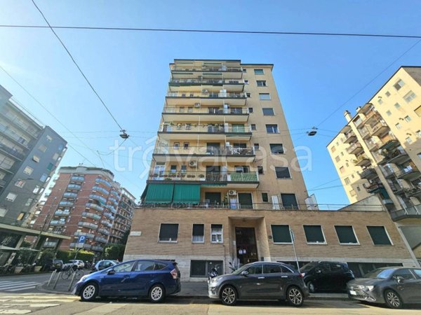 appartamento in vendita a Milano in zona Città Studi