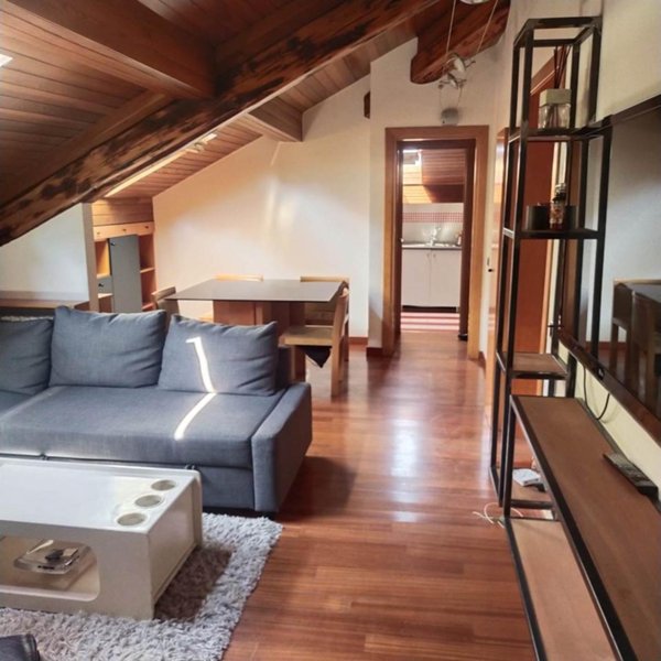 appartamento in vendita a Milano in zona Centro Direzionale