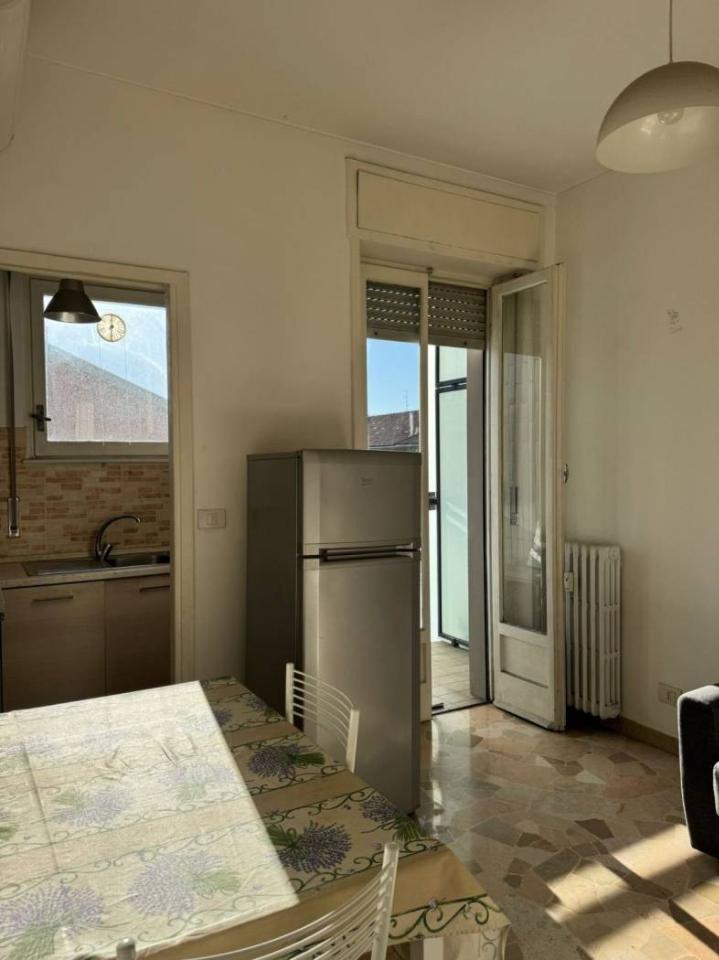 appartamento in vendita a Milano in zona Lorenteggio