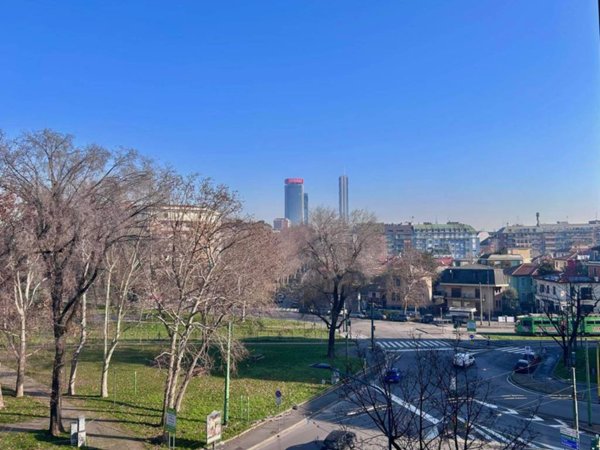 appartamento in vendita a Milano in zona Il Portello