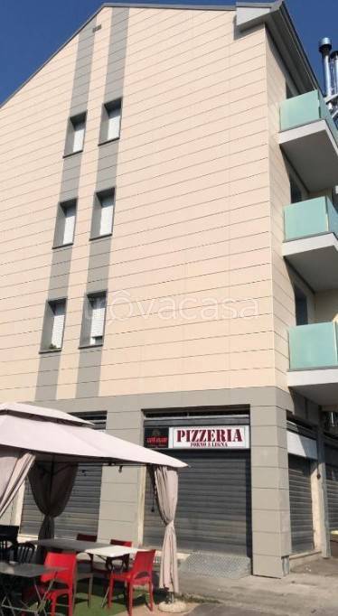 appartamento in vendita a Milano in zona Quinto Romano