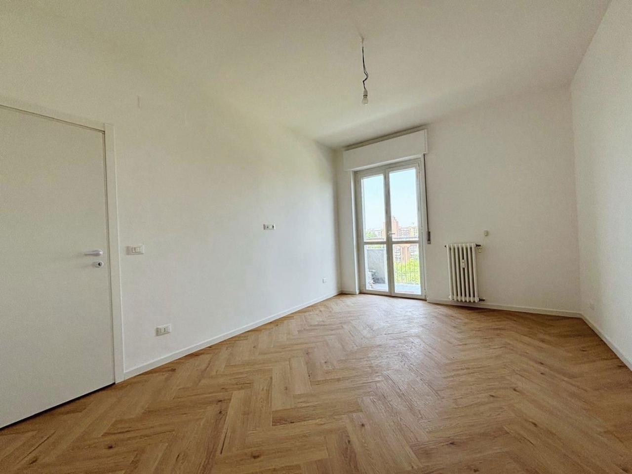 appartamento in vendita a Milano in zona Porta Genova