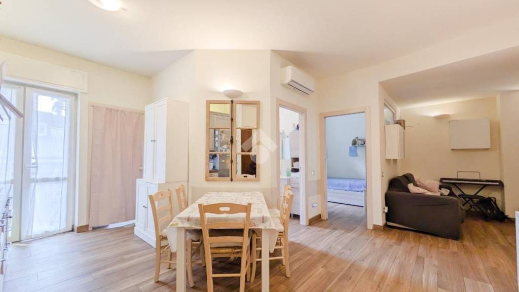 appartamento in vendita a Milano in zona Città Studi