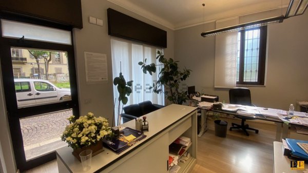 appartamento in vendita a Milano in zona Baggio