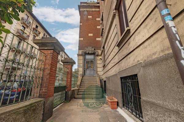 appartamento in vendita a Milano in zona Loreto