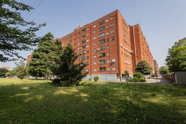 appartamento in vendita a Milano in zona Bocconi